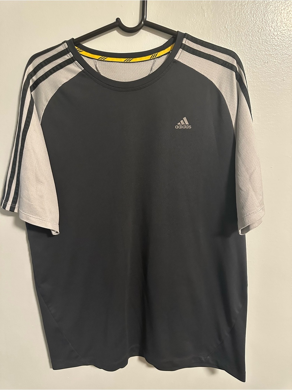 adidas Men's Black Tee with White Mesh Sleeves and Yellow Neck Accent Size L